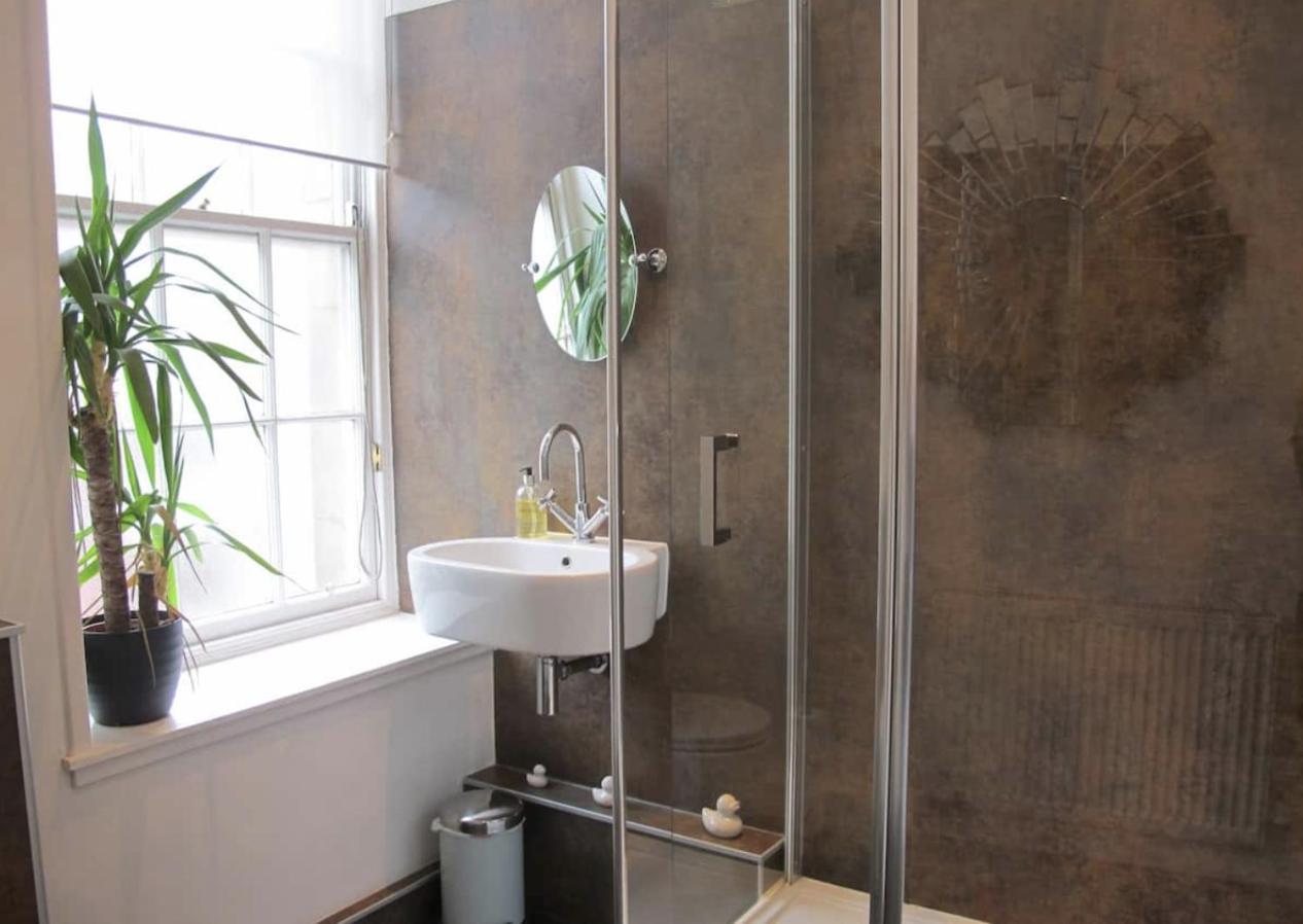 Royal Mile Apartment Edimburgo Esterno foto